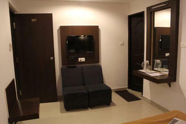 Hotel Aashraya Mysore Exterior foto